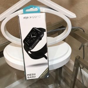 42 mm Apple Watch mesh band